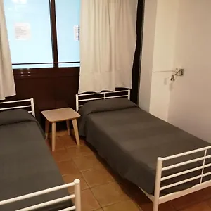 backpackers-bcn.topbarcelonahotels.com/